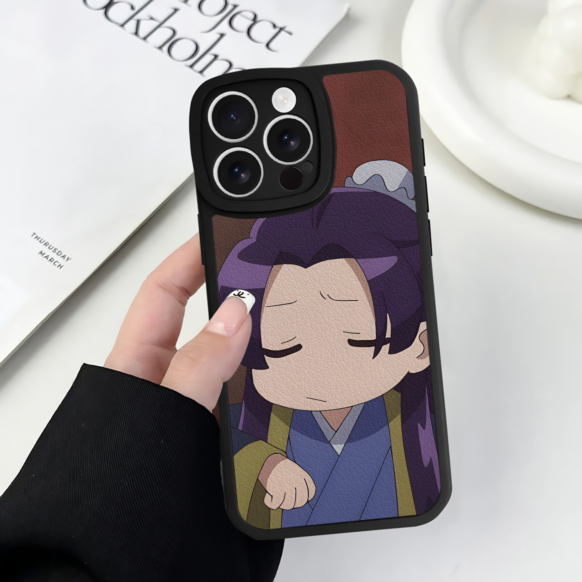 薬屋のひとりごと The Apothecary Diaries 【iPhone 16シリーズ対応】シリコンスマホケース（レザー調） 材質：シリコン